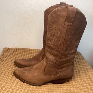 Mainframe Spanish Leather Cowboy girl Boots Women's 7.5 Stag Winged Embossed